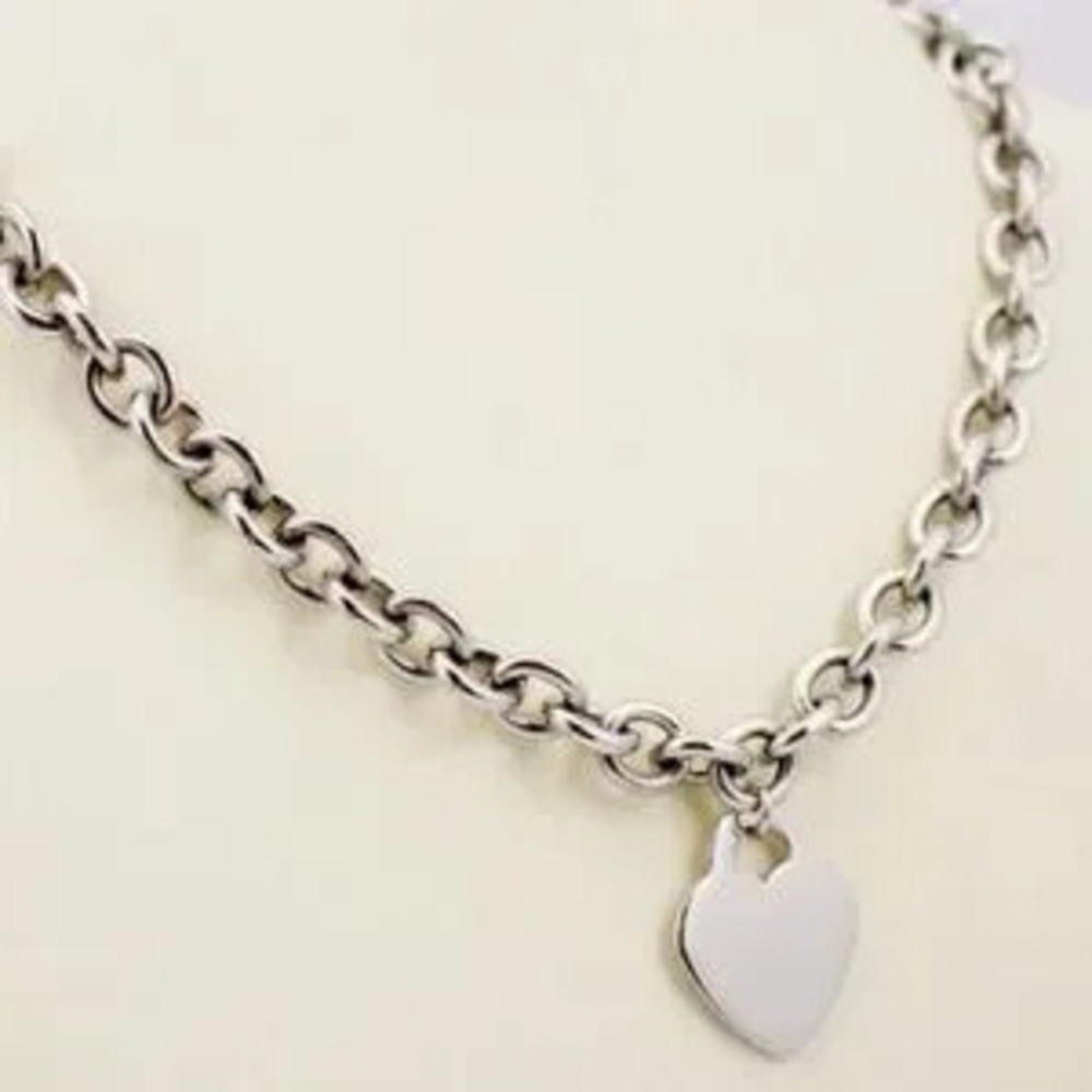 Silver Chunky Heart Pendant Necklace